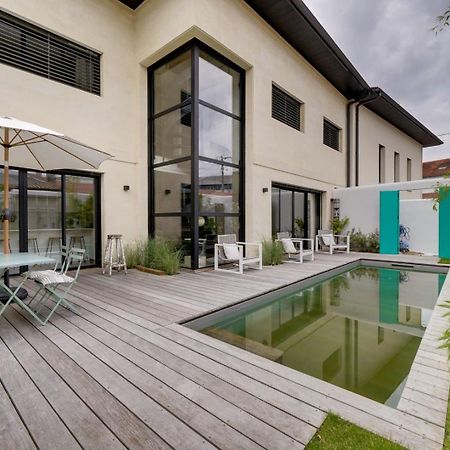 Spacious Bordeaux Family Home With Swimming Pool Εξωτερικό φωτογραφία