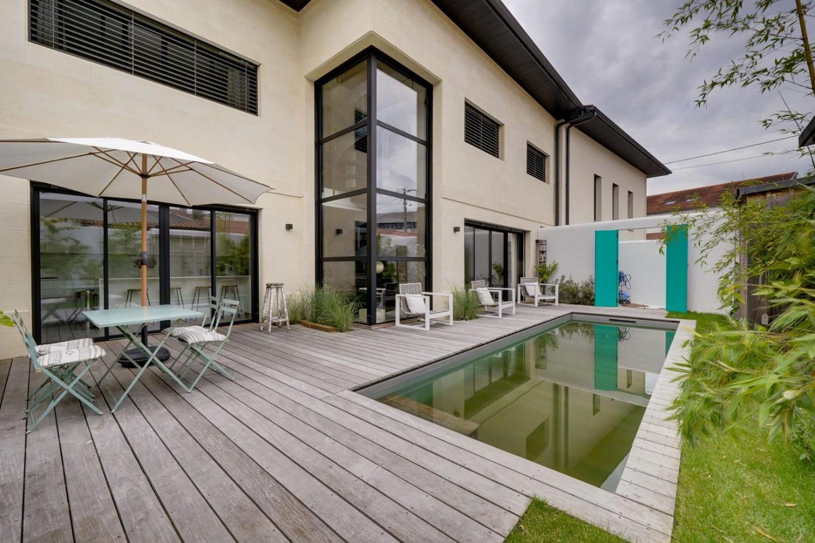 Spacious Bordeaux Family Home With Swimming Pool Εξωτερικό φωτογραφία
